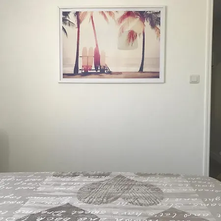 Appt 4 Personnes Terrasse Et Parking Prive Lägenhet