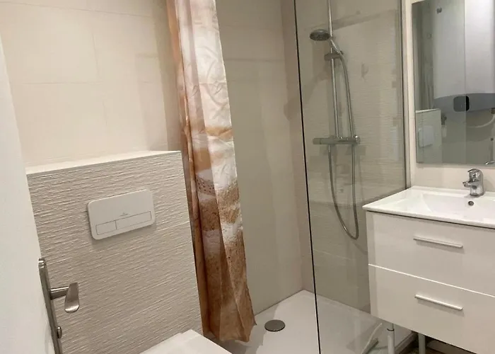 Appt 4 Personnes Terrasse Et Parking Prive 아파트 *